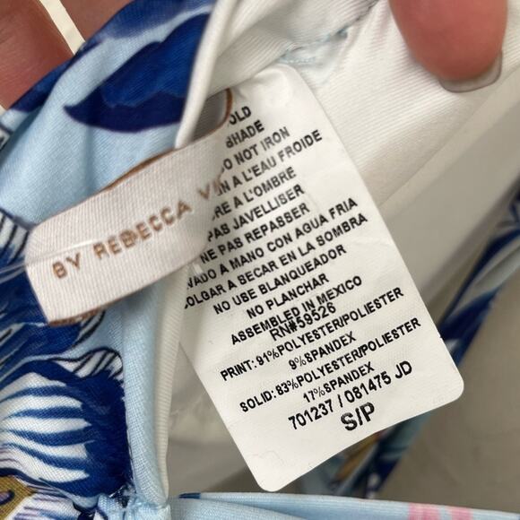 Becca by Rebecca Virtue Standard Print Play Cut Out One Piece Swimsuit NWT small - Picture 7 of 8